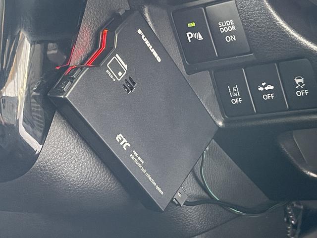 スペーシアカスタム ハイブリッドGS LEDヘッドライト シートヒーター ETC アイドリングストップ 衝突軽減ブレーキ CD ワンセグTV メモリーナビ Bluetooth 左側電動両側スライドドア 禁煙(16枚目)