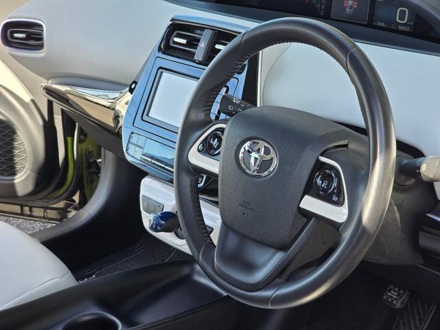 プリウス Ｓツーリングセレクション　禁煙車／第三者機関保証１年付き／モデリスタタイプエアロ／ホワイトレザーシート／地デジＴＶ／Ｂｌｕｅｔｏｏｔｈミュージック／バックカメラ／シートヒーター／ＥＴＣ／ＬＥＤヘッドランプ（48枚目）