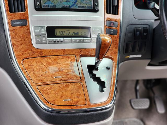 アルファードＶ ＡＳ　プラチナセレクションＩＩ　後期モデル／禁煙車／両側パワースライドドア／パワーバックドア／キーレスキー／ＥＴＣ／バックカメラ（48枚目）