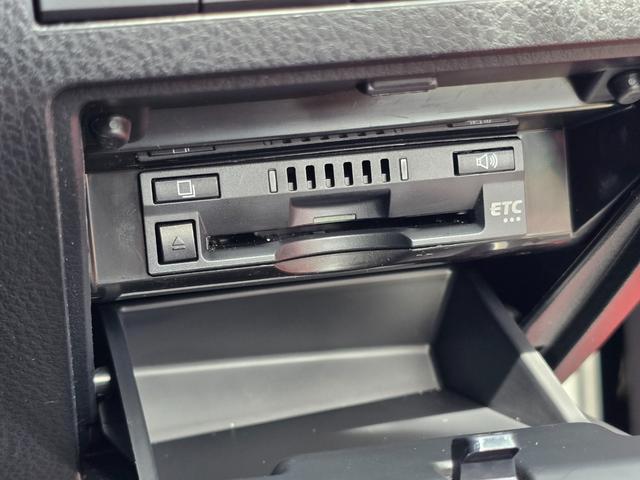 カムリ Ｇ　第三者機関保証１年付き／車検整備付き／モデリスタフルエアロ／ＴＥＩＮ車高調ローダウン／２０インチアルミ／ＢＬＩＴＺ４本出しマフラー／レッドレザー調シートカバー／地デジ／Ｂｌｕｅｔｏｏｔｈ／バックカメラ（64枚目）