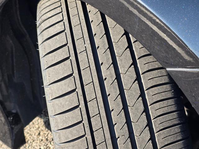 プリウス Sセーフティプラス 禁煙車/全国対応第三者機関保証1年付き/モデリスタタイプエアロ/ローダウン/19インチAW/前後コーナーセンサー/LEDヘッド/Bluetooth/バックカメラ/ETC(9枚目)