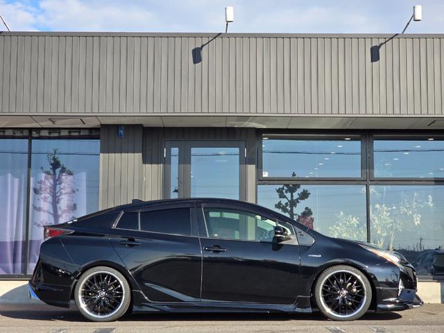 プリウス Sセーフティプラス 禁煙車/全国対応第三者機関保証1年付き/モデリスタタイプエアロ/ローダウン/19インチAW/前後コーナーセンサー/LEDヘッド/Bluetooth/バックカメラ/ETC(17枚目)