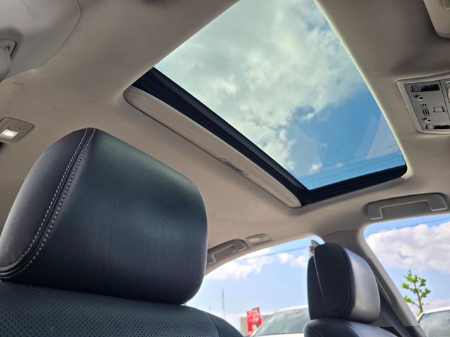 ＧＳ ＧＳ４５０ｈ　バージョンＬ　禁煙／第三者機関保証１年付き／サンルーフ／黒本革シート／ローダウン／２０インチＡＷ／ＬＥＤヘッドライト／地デジＴＶ／Ｂｌｕｅｔｏｏｔｈ／バックカメラ／前後クリアランスソナー／パワーバックドア（7枚目）