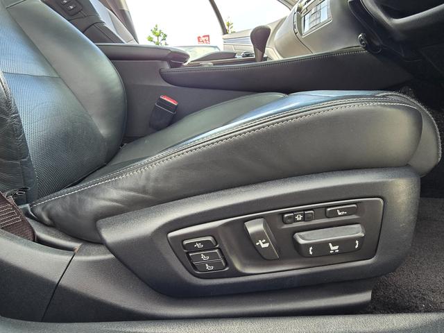 ＧＳ ＧＳ４５０ｈ　バージョンＬ　禁煙／第三者機関保証１年付き／サンルーフ／黒本革シート／ローダウン／２０インチＡＷ／ＬＥＤヘッドライト／地デジＴＶ／Ｂｌｕｅｔｏｏｔｈ／バックカメラ／前後クリアランスソナー／パワーバックドア（60枚目）