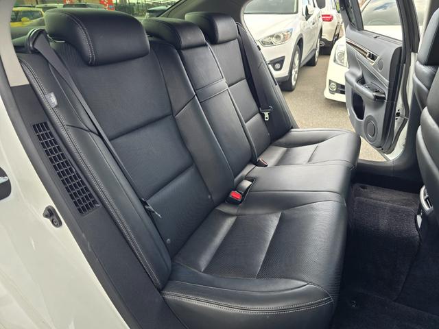 ＧＳ ＧＳ４５０ｈ　バージョンＬ　禁煙／第三者機関保証１年付き／サンルーフ／黒本革シート／ローダウン／２０インチＡＷ／ＬＥＤヘッドライト／地デジＴＶ／Ｂｌｕｅｔｏｏｔｈ／バックカメラ／前後クリアランスソナー／パワーバックドア（63枚目）