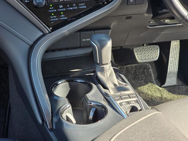 カムリ WS 禁煙/全国対応第三者機関保証1年付き/TRDフルエアロ/TRDアルミ/LEDヘッドライト/ブラックハーフレザーシート/メーカーOPナビ/フルセグ/Bluetooth/前後コーナーセンサー(53枚目)