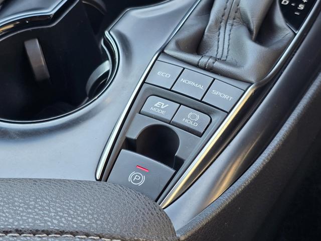 カムリ WS 禁煙/全国対応第三者機関保証1年付き/TRDフルエアロ/TRDアルミ/LEDヘッドライト/ブラックハーフレザーシート/メーカーOPナビ/フルセグ/Bluetooth/前後コーナーセンサー(55枚目)