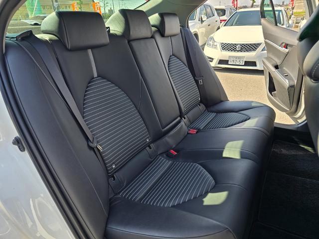 カムリ WS 禁煙/全国対応第三者機関保証1年付き/TRDフルエアロ/TRDアルミ/LEDヘッドライト/ブラックハーフレザーシート/メーカーOPナビ/フルセグ/Bluetooth/前後コーナーセンサー(62枚目)