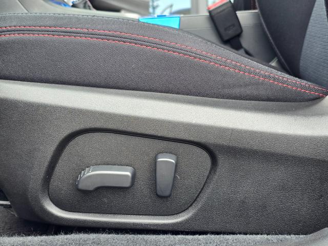 WRX S4 2.0GTアイサイト WRブルーマイカ/第三者機関保証1年付き/車検整備付き/BLITZ車高調ローダウン/ENKEI18インチAW/大型ウィング/アイサイトVer3/Bluetoothミュージック/バックカメラ/ETC(63枚目)