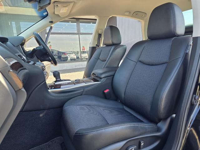 フーガ ２５０ＧＴ　Ａパッケージ　禁煙車／ブラックハーフレザーシート／パワーシート／地デジフルセグＴＶ／Ｂｌｕｅｔｏｏｔｈミュージック／バックカメラ／ＥＴＣ／スマートキー／プッシュスタート／クルコン（6枚目）