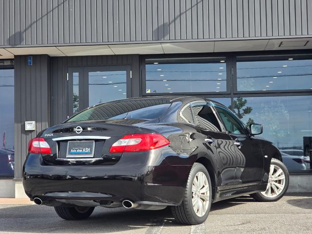 フーガ ２５０ＧＴ　Ａパッケージ　禁煙車／ブラックハーフレザーシート／パワーシート／地デジフルセグＴＶ／Ｂｌｕｅｔｏｏｔｈミュージック／バックカメラ／ＥＴＣ／スマートキー／プッシュスタート／クルコン（16枚目）