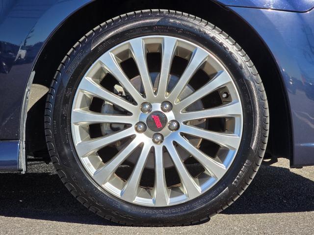 SUBARU LEGACY B4 2.5I B-SPORT EYE SIGHT G PACKAGE