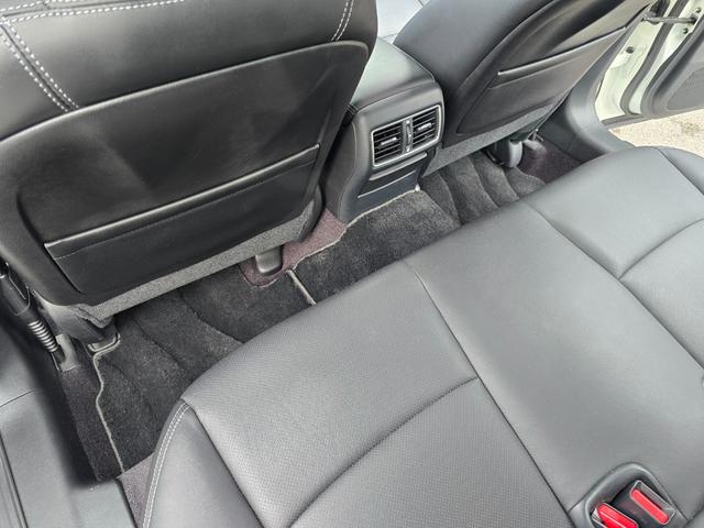 スカイライン ３５０ＧＴ　ハイブリッド　タイプＰ　中期モデル／禁煙車／第三者機関保証１年付き／ＬＥＤヘッドライト／黒本革シート／シートヒーター／全方位モニター／ＢＯＳＥサウンド／前後コーナーセンサー／地デジフルセグ／Ｂｌｕｅｔｏｏｔｈ／ＥＴＣ（77枚目）