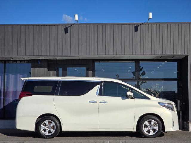 アルファード ２．５Ｘ　ワンオーナー／禁煙車／両側パワースライドドア／８インチナビ／ＡＬＰＩＮＥ１２．８型フリップダウンモニター／衝突被害軽減ブレーキ／クリアランスソナー／レーダークルーズ／フルセグＴＶ／Ｂｌｕｅｔｏｏｔｈ（17枚目）