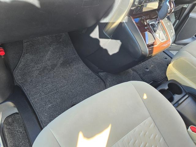 アルファード ２．５Ｘ　ワンオーナー／禁煙車／両側パワースライドドア／８インチナビ／ＡＬＰＩＮＥ１２．８型フリップダウンモニター／衝突被害軽減ブレーキ／クリアランスソナー／レーダークルーズ／フルセグＴＶ／Ｂｌｕｅｔｏｏｔｈ（73枚目）