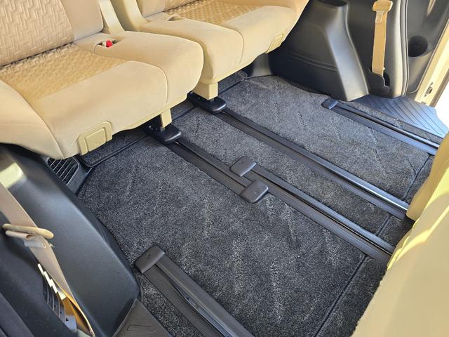 アルファード ２．５Ｘ　ワンオーナー／禁煙車／両側パワースライドドア／８インチナビ／ＡＬＰＩＮＥ１２．８型フリップダウンモニター／衝突被害軽減ブレーキ／クリアランスソナー／レーダークルーズ／フルセグＴＶ／Ｂｌｕｅｔｏｏｔｈ（76枚目）