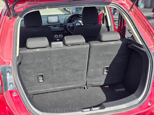 デミオ ＸＤツーリング　ディーゼルターボ／禁煙／ワンオナ／６速ＭＴ／ヘッドアップディスプレイ／Ｂｌｕｅｔｏｏｔｈ／ブラインドスポットモニター／衝突被害軽減ブレーキ／射精委逸脱警報／パーキングセンサー／ＥＴＣ／シートヒーター（64枚目）