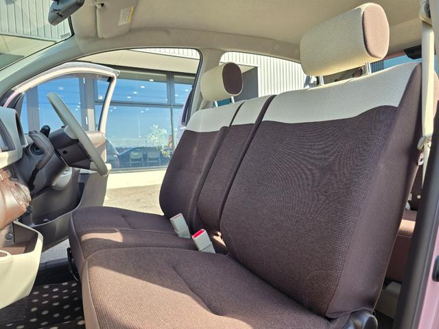 パッソ プラスハナ Gパッケージ 後期モデル/禁煙車/スマートキー/SDナビ/地デジTV/Bluetoothミュージック/バックカメラ/ETC/HIDヘッドライト/14インチアルミ/オートエアコン/アイドリングストップ(6枚目)