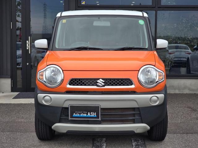 【★室内展示場完備☆】雨の日や暗い時間帯など、お車を明るい室内でご覧頂けます☆事前のご予約をいただけますとスムーズにご案内が可能です♪