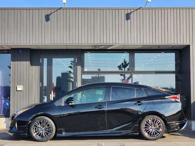 プリウス Ｓ　禁煙車／全国対応１年保証付き／フルエアロ／社外１７インチＡＷ／ヘッドアップディスプレイ／ＳＤナビ／地デジＴＶ／Ｂｌｕｅｔｏｏｔｈ／バックカメラ／衝突被害軽減ブレーキ／コーナーセンサー（29枚目）