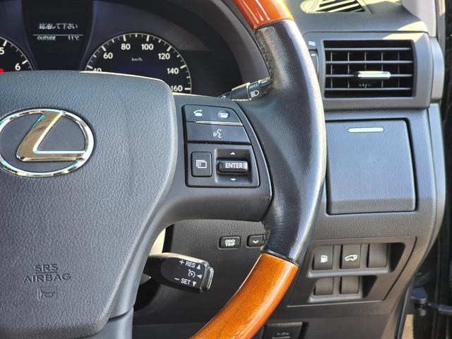 RX RX350 バージョンL 全国対応1年保証付き/スピンドルグリル/22インチアルミ/社外テールランプ/黒本革シート/シートヒーター&クーラー/フルセグTV/Bluetooth/バックカメラ/クリアランスソナー/電動トランク(47枚目)