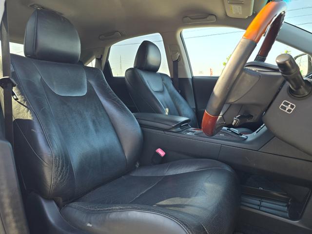 RX RX350 バージョンL 全国対応1年保証付き/スピンドルグリル/22インチアルミ/社外テールランプ/黒本革シート/シートヒーター&クーラー/フルセグTV/Bluetooth/バックカメラ/クリアランスソナー/電動トランク(65枚目)