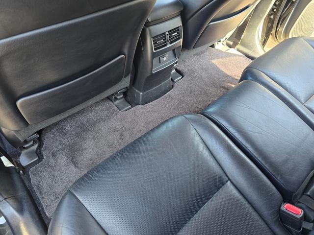 RX RX350 バージョンL 全国対応1年保証付き/スピンドルグリル/22インチアルミ/社外テールランプ/黒本革シート/シートヒーター&クーラー/フルセグTV/Bluetooth/バックカメラ/クリアランスソナー/電動トランク(71枚目)