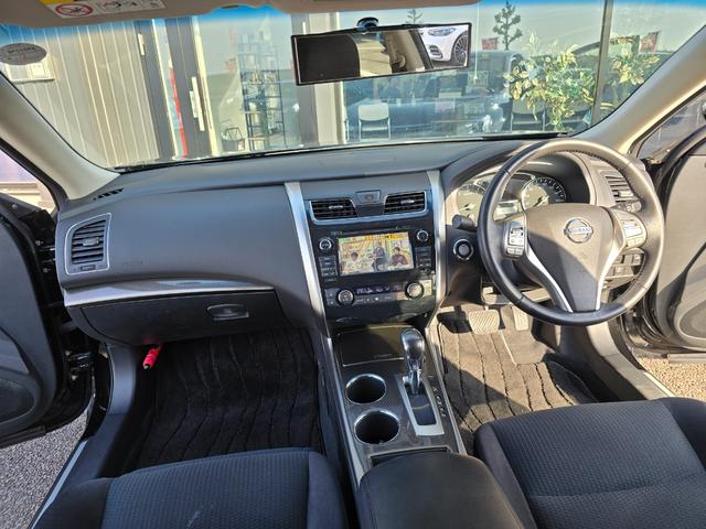 ティアナ ＸＬ　禁煙車／全国対応第三者機関保証１年付き／全方位モニター／フルセグＴＶ／Ｂｌｕｅｔｏｏｔｈ／ＥＴＣ／パワーシート／電動オットマン／車線逸脱警報／後側方車両検知警報／クルコン／ＥＴＣ（5枚目）