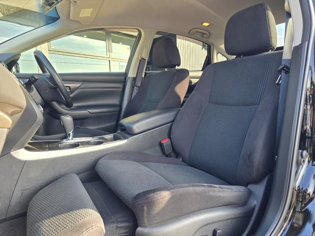 ティアナ ＸＬ　禁煙車／全国対応第三者機関保証１年付き／全方位モニター／フルセグＴＶ／Ｂｌｕｅｔｏｏｔｈ／ＥＴＣ／パワーシート／電動オットマン／車線逸脱警報／後側方車両検知警報／クルコン／ＥＴＣ（8枚目）