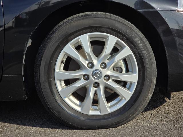 ティアナ ＸＬ　禁煙車／全国対応第三者機関保証１年付き／全方位モニター／フルセグＴＶ／Ｂｌｕｅｔｏｏｔｈ／ＥＴＣ／パワーシート／電動オットマン／車線逸脱警報／後側方車両検知警報／クルコン／ＥＴＣ（37枚目）