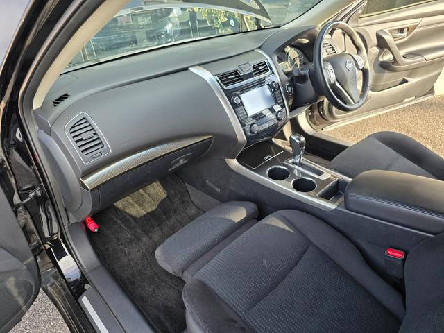 ティアナ ＸＬ　禁煙車／全国対応第三者機関保証１年付き／全方位モニター／フルセグＴＶ／Ｂｌｕｅｔｏｏｔｈ／ＥＴＣ／パワーシート／電動オットマン／車線逸脱警報／後側方車両検知警報／クルコン／ＥＴＣ（41枚目）