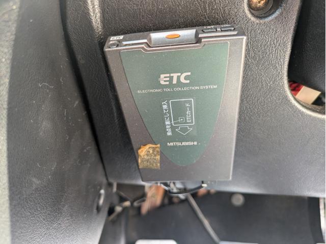 ＦＴＯ ＧＰバージョンＲ　エアロシリーズ　整備付　５速マニュアル　ＨＤＤナビ　ＣＤ　純正アルミホイール　リアスポイラー　ＥＴＣ（21枚目）