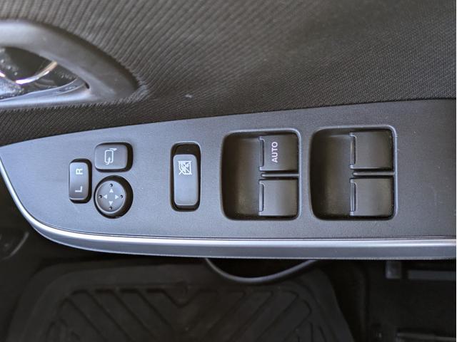 ソリオバンディット ハイブリッドＭＶ　整備付　メモリーナビ　フルセグＴＶ　Ｂｌｕｅｔｏｏｔｈ接続　全方位モニター　両側パワースライドドア　ＥＴＣ　プッシュスタート　スマートキー×２　オートライト　オートエアコン　シートヒーター　アルミ（26枚目）