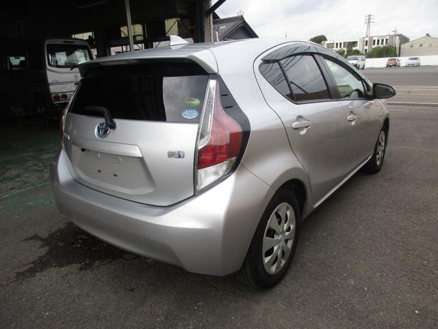 アクア G シートヒーター バックカメラ 衝突被害軽減システム ロービームLED(6枚目)