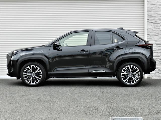 ヤリスクロス ハイブリッドZ 認定/バッテリー充電/登録済未使用車/ETC2.0/コテクティッドナビ/フルセグTV/360°カメラ/バックカメラ/ハンズフリーパワーバックドア/ブラインドスポットモニター/パーキングサポートブレーキ(5枚目)