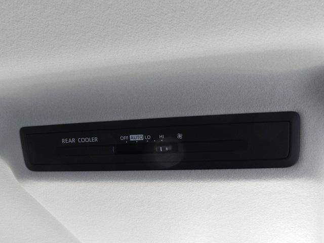 ノア ハイブリッドX tell一本でローン仮審査/低利息チャンス/8人乗り/両側パワースライドドア挟み込み防止機能付/前後方パーキングサポートブレーキ/UVカットガラス/車輌接近通報装置/登録済未使用車/Tコネクト申込(31枚目)