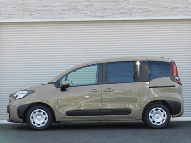 シエンタ ハイブリッドＧ　マイチェン後／電動パーキングブレーキ／認定／バッテリー充電／令和７年式／１０．５型ナビ／ＴＶ／バックカメラ／３６０°カメラ／ドラレコ／７人乗り／アクセル踏み間違い防止／登録済未使用車／Ｔコネクト５年（6枚目）