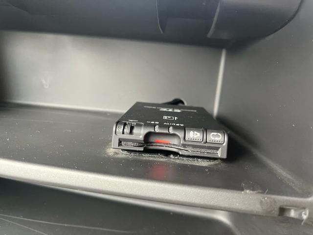 デイズ X Vセレクション+セーフティII 純正オーディオ CD ラジオ ETC バックカメラ アラウンドビューモニター スマートキー 取扱説明書 整備記録簿(4枚目)