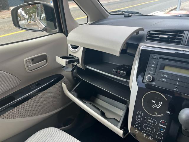 デイズ X Vセレクション+セーフティII 純正オーディオ CD ラジオ ETC バックカメラ アラウンドビューモニター スマートキー 取扱説明書 整備記録簿(29枚目)