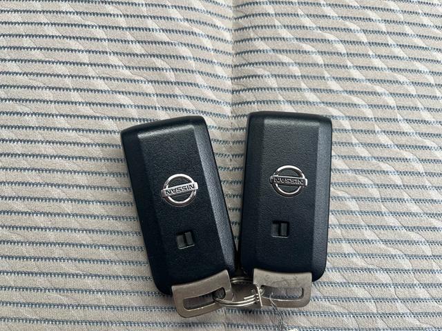 デイズ X Vセレクション+セーフティII 純正オーディオ CD ラジオ ETC バックカメラ アラウンドビューモニター スマートキー 取扱説明書 整備記録簿(38枚目)