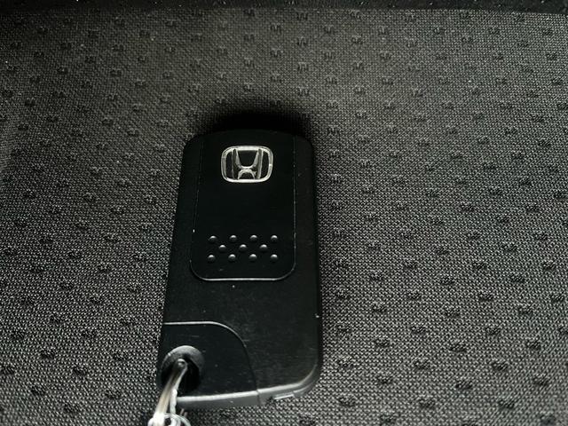 ライフ 　純正オーディオ　ＣＤ　ポータブルナビ　ドラレコ　スマートキー　バックカメラ　ベンチシート　取扱説明書（5枚目）