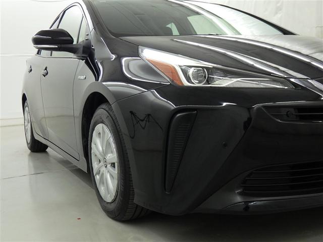 プリウス Ｓ　衝突被害軽減システム　メモリーナビ　ワンセグ　バックカメラ　ＥＴＣ　ＣＤ　ミュージックプレイヤー接続可　オートクルーズコントロール　ＬＥＤヘッドランプ　スマートキー　キーレス　ハイブリッド（7枚目）