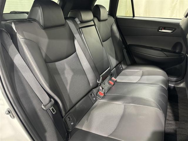 カローラクロス ハイブリッド　Ｚ　衝突被害軽減システム　フルセグ　バックカメラ　ＥＴＣ　ドラレコ　ミュージックプレイヤー接続可　オートクルーズコントロール　ＬＥＤヘッドランプ　スマートキー　キーレス　ハイブリッド（30枚目）