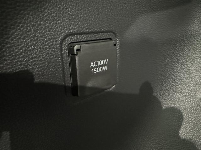 カローラクロス ハイブリッド　Ｚ　衝突被害軽減システム　フルセグ　バックカメラ　ＥＴＣ　ドラレコ　ミュージックプレイヤー接続可　オートクルーズコントロール　ＬＥＤヘッドランプ　スマートキー　キーレス　ハイブリッド（33枚目）