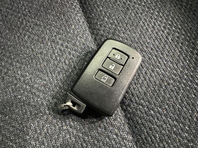 シエンタ X メモリーナビ ワンセグ バックカメラ ETC ドラレコ CD ミュージックプレイヤー接続可 電動スライドドア 乗車定員7人 スマートキー キーレス アイドリングストップ(19枚目)