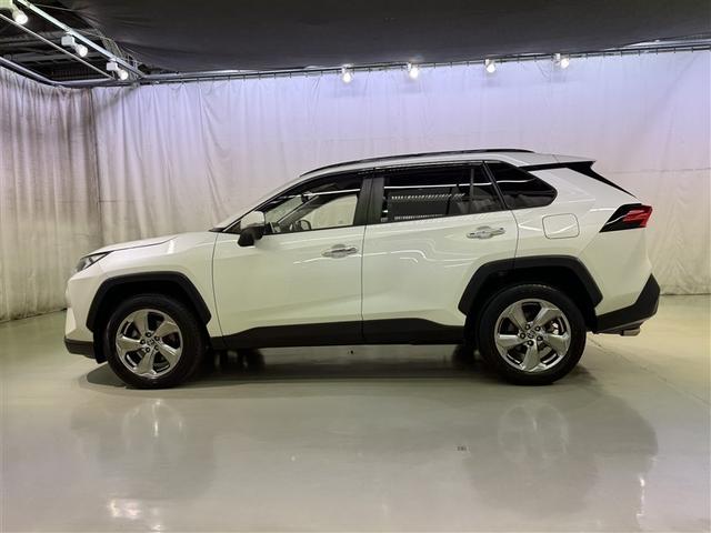 ＲＡＶ４ Ｇ　衝突被害軽減システム　メモリーナビ　フルセグ　バックカメラ　ＥＴＣ　ドラレコ　ＣＤ　ＤＶＤ再生　電動シート　オートクルーズコントロール　ＬＥＤヘッドランプ　スマートキー　キーレス　４ＷＤ（4枚目）