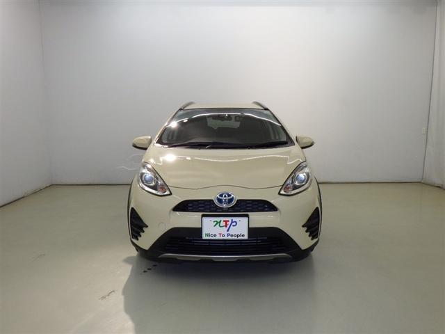 アクア クロスオーバー　衝突被害軽減システム　メモリーナビ　フルセグ　バックカメラ　ＥＴＣ　ドラレコ　ＣＤ　ＤＶＤ再生　スマートキー　キーレス　ハイブリッド（3枚目）