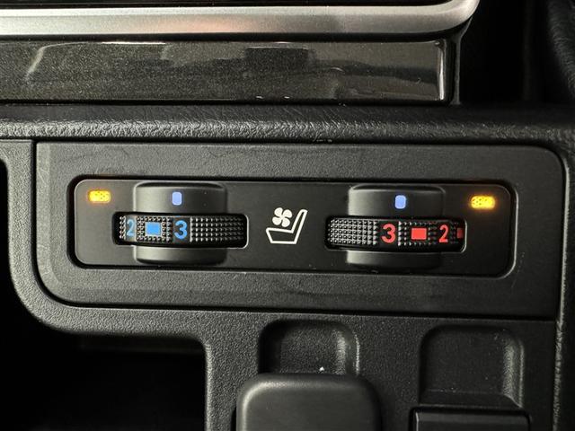 ランドクルーザープラド TX Lパッケージ・ブラックエディション 衝突被害軽減システム メモリーナビ フルセグ バックカメラ ETC ドラレコ CD ミュージックプレイヤー接続可 革シート 電動シート オートクルーズコントロール LEDヘッドランプ 3列シート(16枚目)