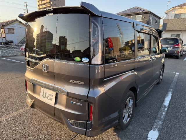 ステップワゴンスパーダ スパーダハイブリッド　Ｇ　ホンダセンシング　ギャザズナビ（9枚目）