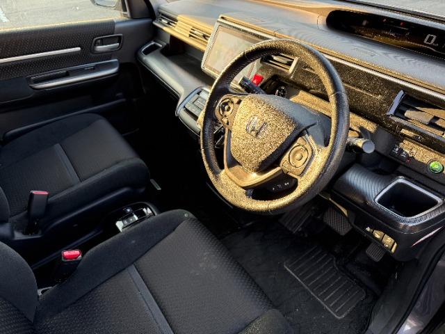 ステップワゴンスパーダ スパーダハイブリッド　Ｇ　ホンダセンシング　ギャザズナビ（12枚目）